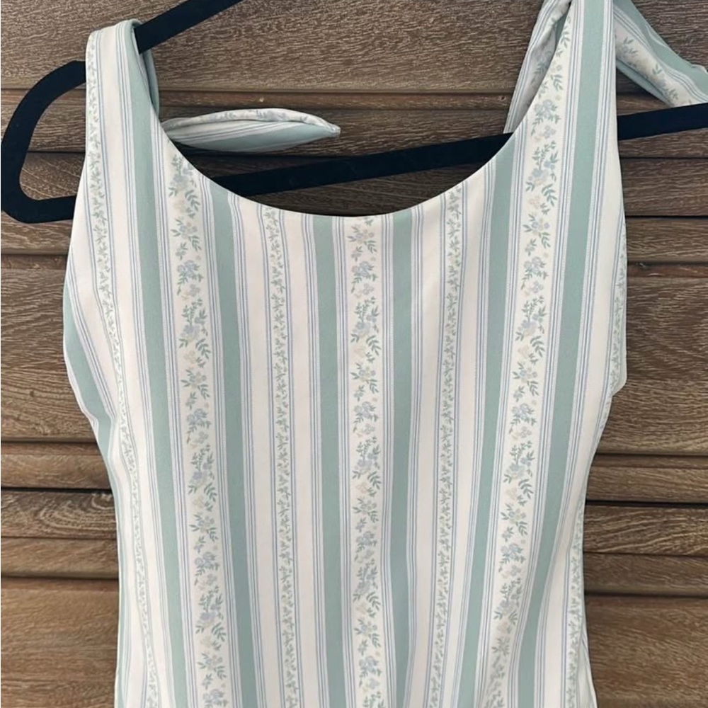 NWT Minnow Swimsuit